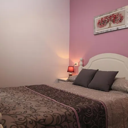 Semesterbostad A Casa Da Asturiana *